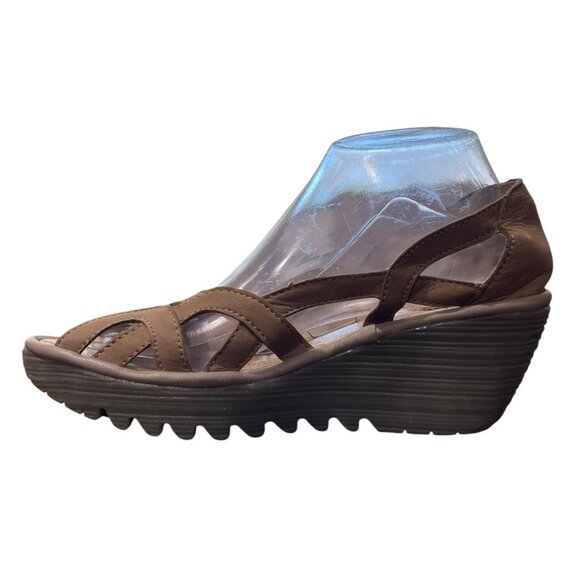 Fly London Yadi Wedge Sandal Leather Cutout Open Toe Taupe Womens 39 / US 8-8.5 - Picture 10 of 10
